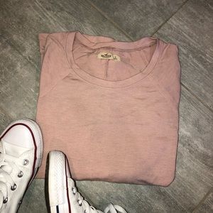 ☆☆FREE WITH PURCHASE OF 20+ ☆☆ Hollister Top